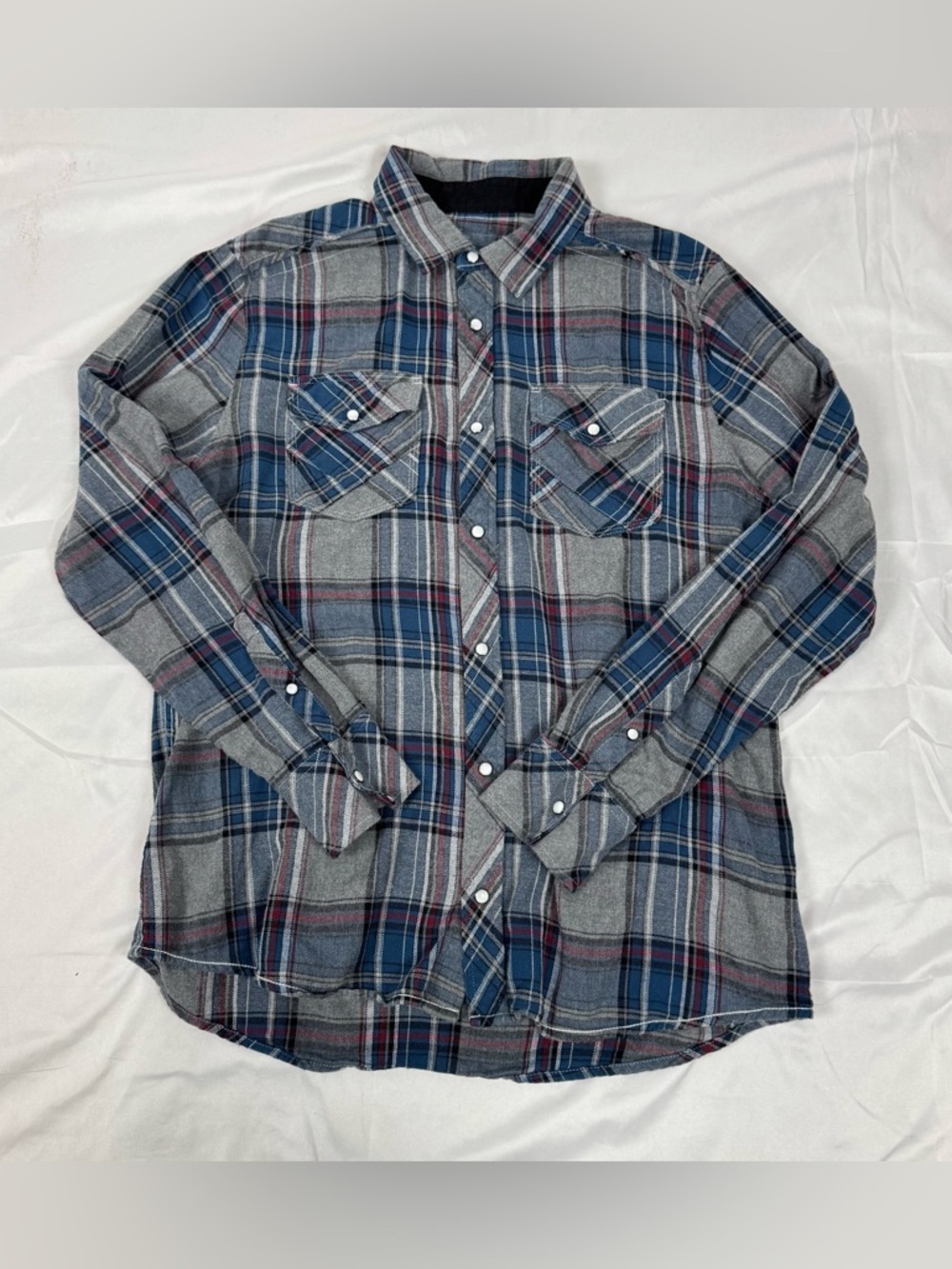 BKE Plaid Western Snap Button Flannel Shirt Men’s Large Gray Blue Red